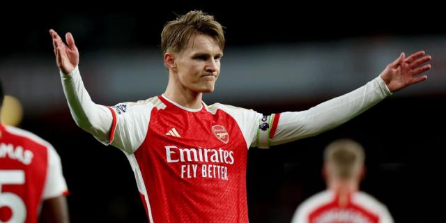 最佳赔率-【英超】阿森纳主场2比0轻取卢顿，暂时重回榜首