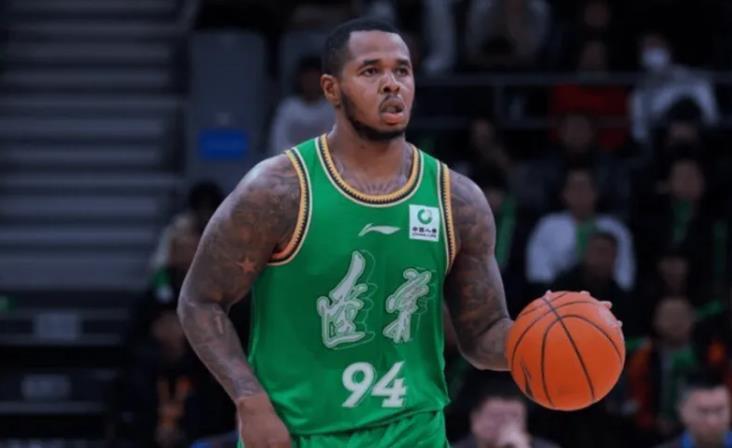 官方投注站-态度积极！辽篮新援主动加练 仍被球迷怼像三个月没打球