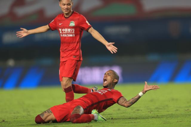 最佳赔率-【中超】卡兰加头球破门 河南1比0战胜河北队