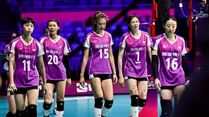 体育博彩-离谱！天津女排替补战河南：陈鹤心表现拉胯，刘鑫实力差还怪队友|路晶|球迷|球员|失误|机会_新浪体育_新浪新闻