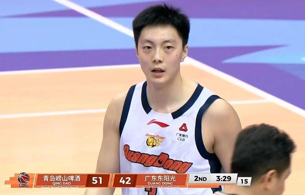 FIFA世俱杯官网-16分大逆转！广东男篮加时5分险胜青岛，麦考尔43分王洪泽22+8+4